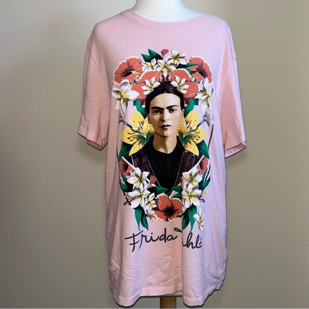 Oversized Floral Frida Kahlo Graphic Tee Shirt